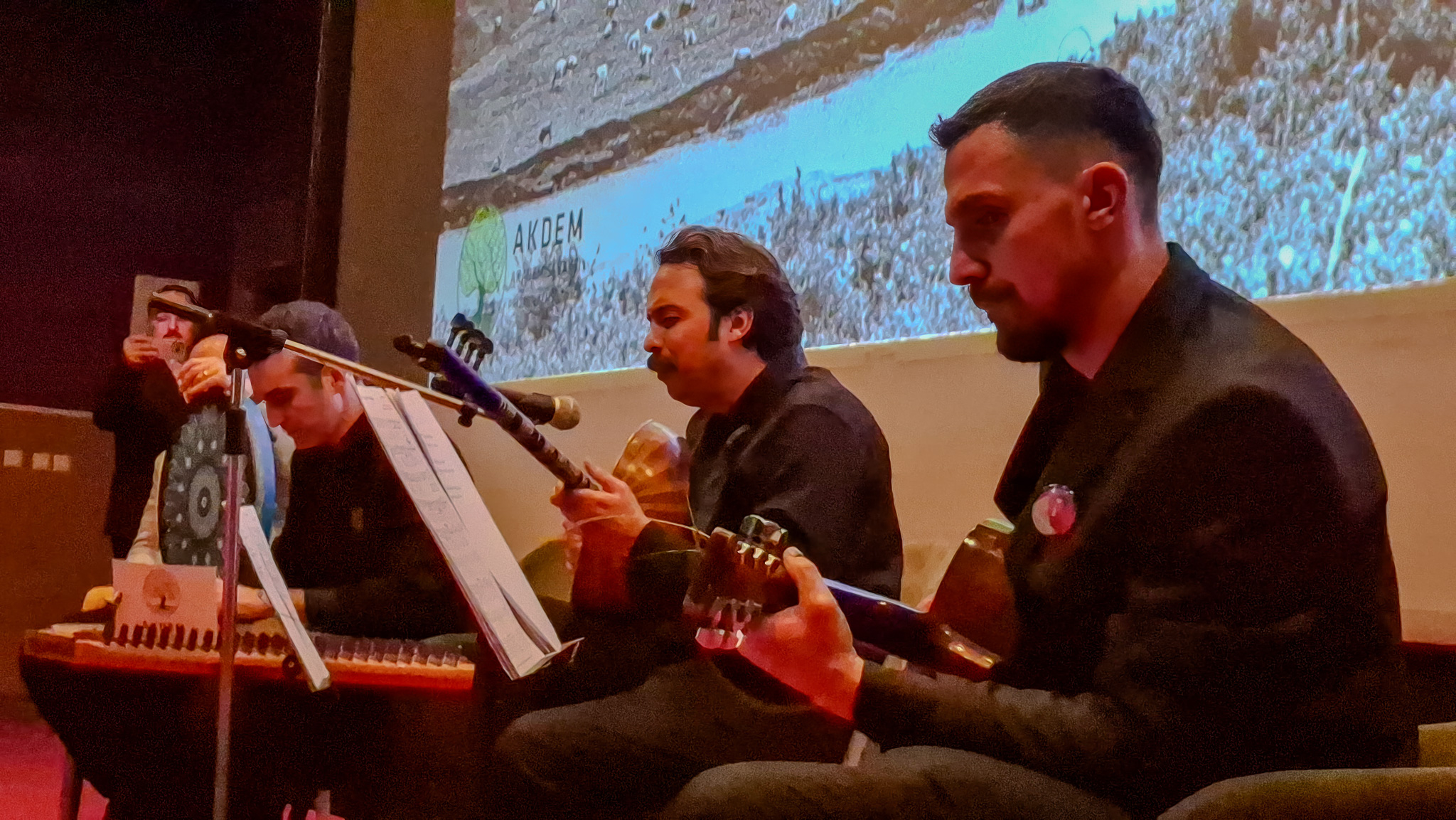 İlhan Ayverdi İzinde Türkçe